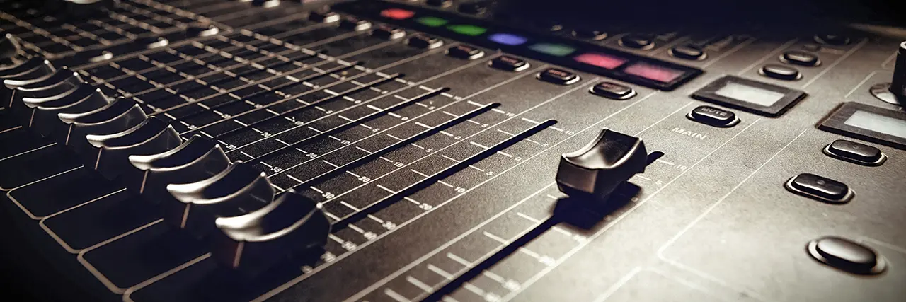 Digital Recording and Mixing Console